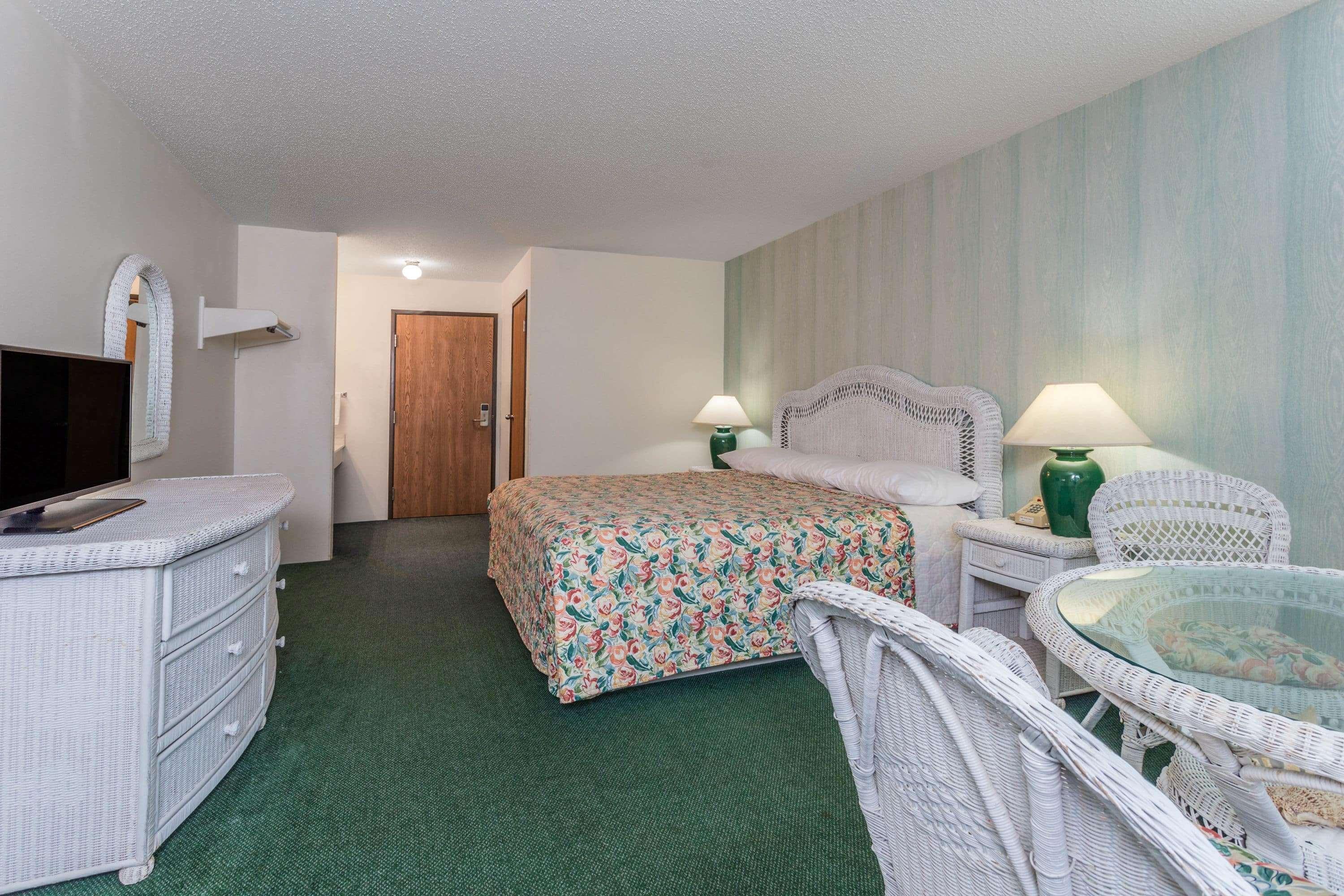 Super 8 By Wyndham Reedsburg Exterior foto
