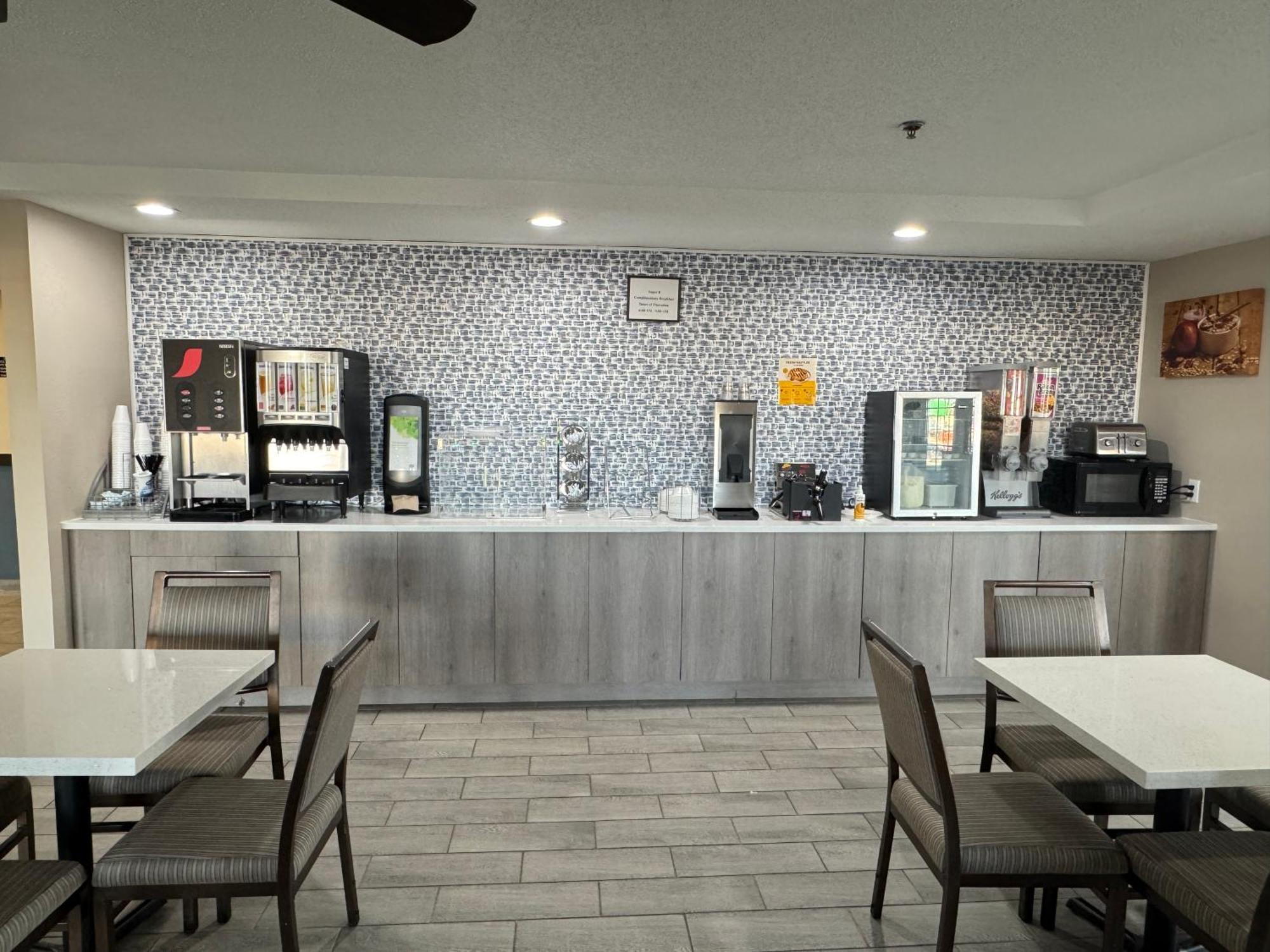 Super 8 By Wyndham Reedsburg Exterior foto